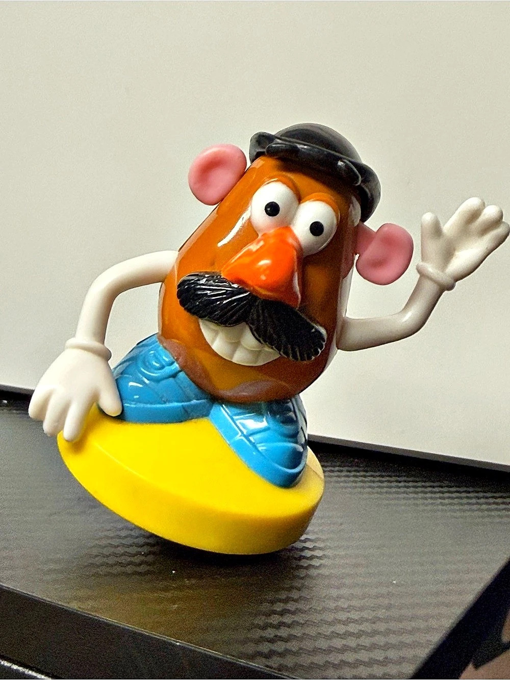 Hasbro Mr. Potato Head Spinning Spud Toy Orange & Yellow